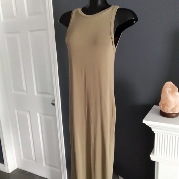 Luxe Double Lined Knit Dress - Picture 3 of 8